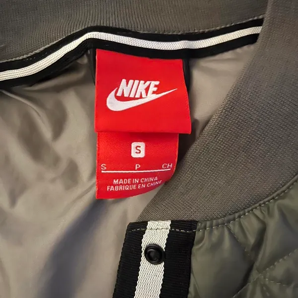 Nike Jacket - Image 2