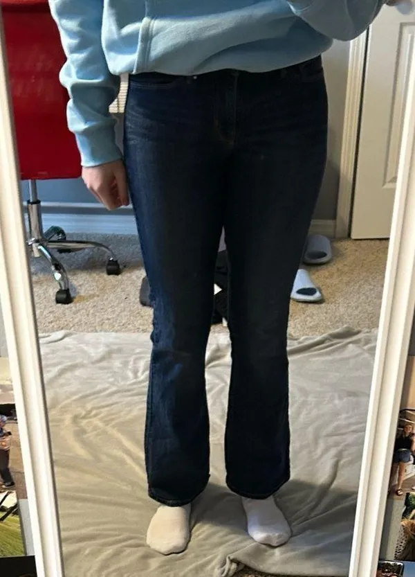 Levi's Bootcut Jeans - Image 2