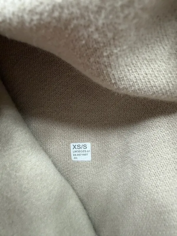 Lululemon Scuba Full-Zip Cropped Hoodie - Image 5