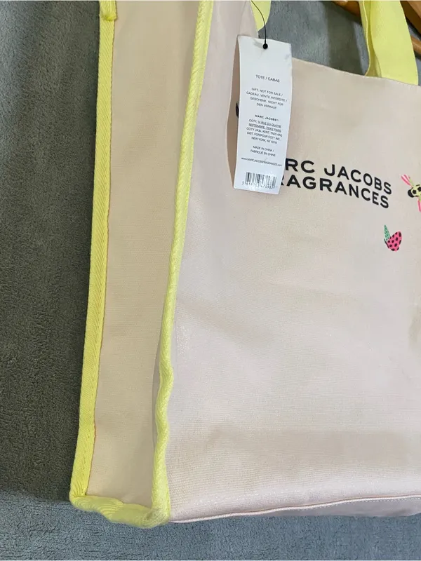Marc Jacobs Fragrances‎ Pink and Yellow Canvas Tote Bag limited edition - Image 7