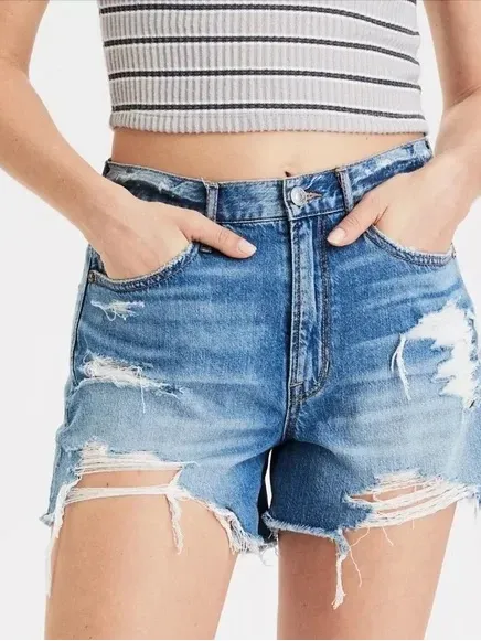 American Eagle Highest Rise 90’s Boyfriend distressed Jeans Shorts - Image 3