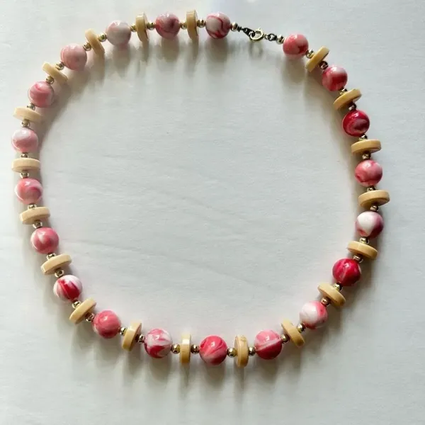 Orange and yellow Gunther beaded necklace - Image 3