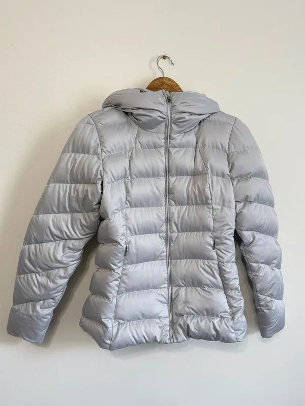 Patagonia Women’s Downtown Loft Jacket Size Small Gray Down Puffer - Image 2