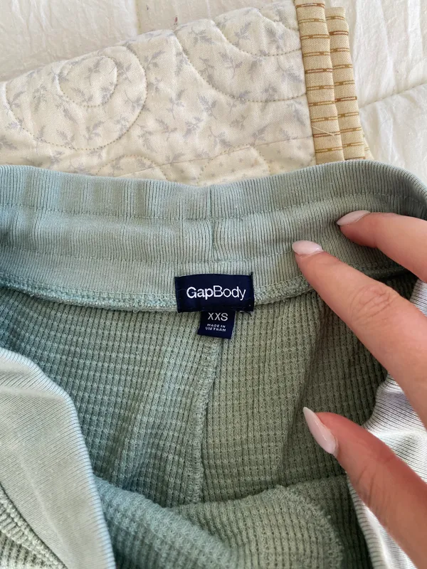 Gap Waffle Knit Shorts - Image 4