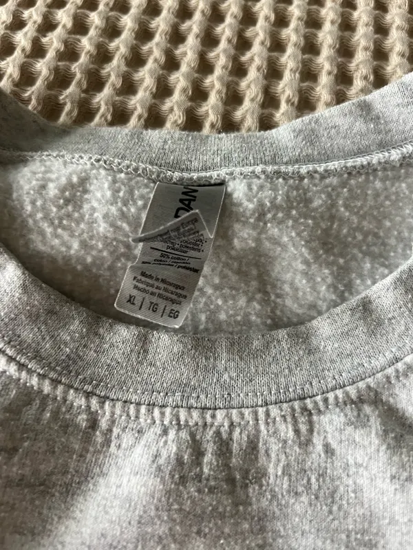 Etsy Taylor Swift Taylor's Version grey sweatshirt Size XL #swiftie #merch - Image 3