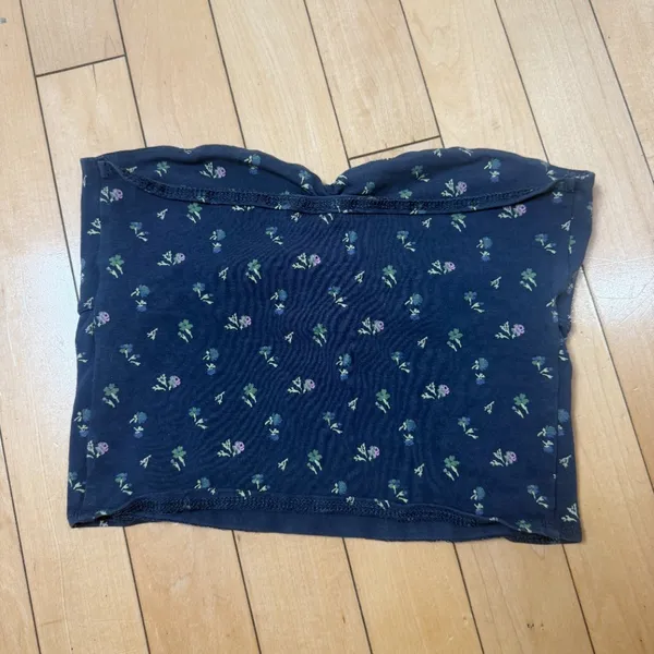 URBAN OUTFITTERS Silence + Noise Tube Crop Top Navy FLoral Size XS Cut Out - Image 5