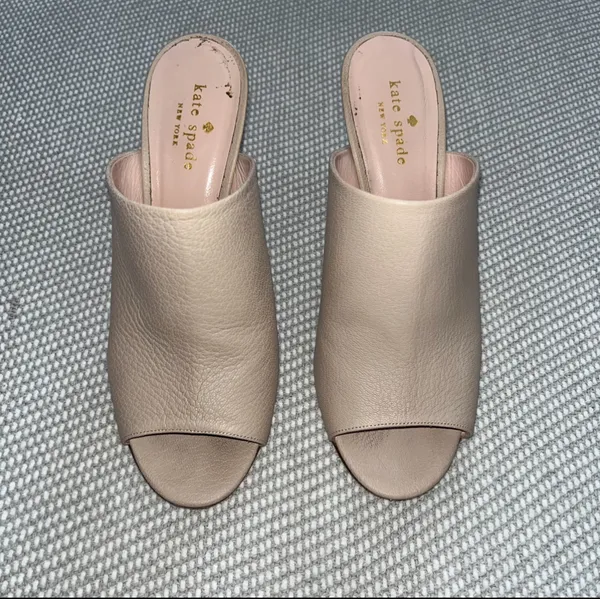 Kate Spade Pink Nude Pebble Leather Peep Toe Cone Heel Mules Classic Sz 8 - Image 2
