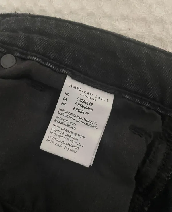 American Eagle Outfitters Ripped Highest Waist Mom Jeans - Image 3