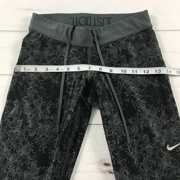 Nike Dri-Fit Women's Workout Leggings XS - Image 6