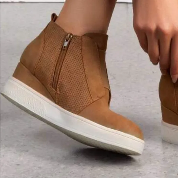 New With Tag Ankle Booties Size 6.5 Tan - Image 2