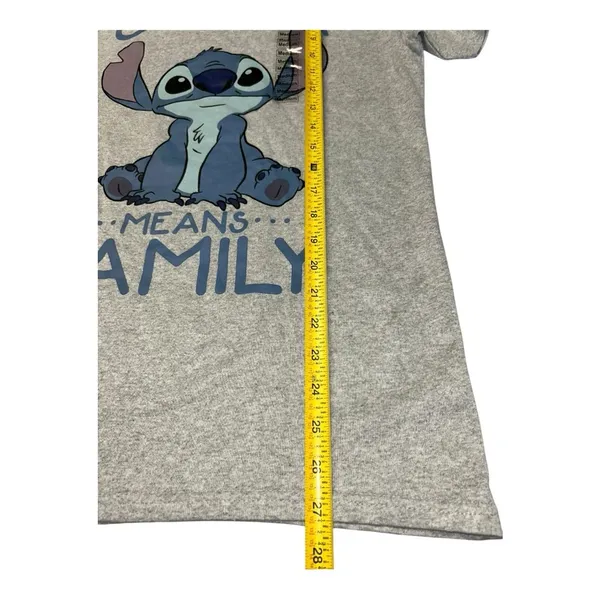 Disney Gray Short Sleeve Tee with Stitch Design size Medium New blue and gray - Image 6