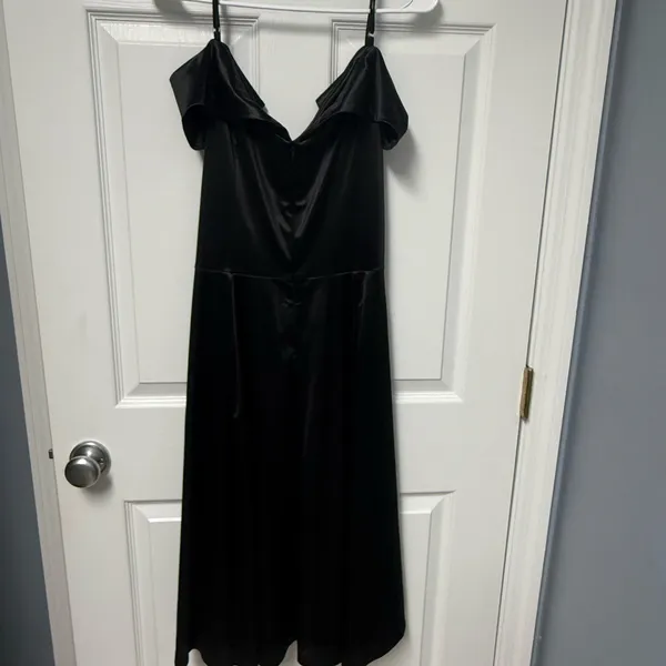 Elegant Strapless Black Dress Size XXL - Image 8