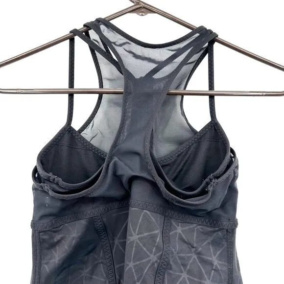 Lululemon‎ size 4 Fresh in Mesh black bra tank luxtreme mesh black silver - Image 6