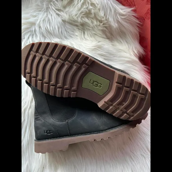 UGG Women's Classic Ankle Chelsea Boots - Size 6 - Image 6