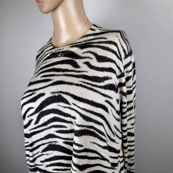 Crew Neck Lightweight Zebra‎ Print Sweater Sz S Side Zippers - Image 2