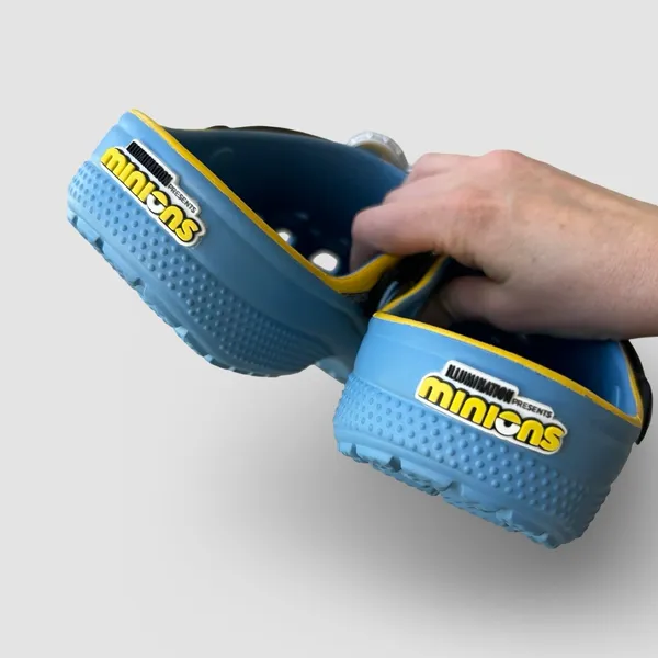 Crocs Despicable Me Minions Classic Clog Blue Yellow M8/W10 Novelty NWT - Image 6