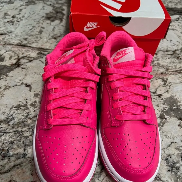 Nike Dunk Low Hyper Pink Sneakers Brand NEW ♨️ Womens Size W 6 M 4.5 Shoes Retro - Image 3