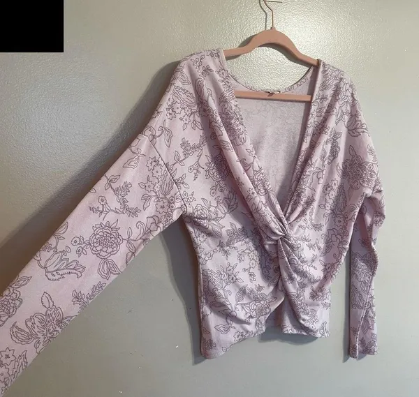 CANDIE’S Floral Design Top - Image 7