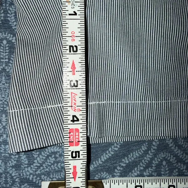 Tommy Hilfiger Blue White Pinstripe Chino‎ Shorts Size 8 Preppy Summer - Image 7
