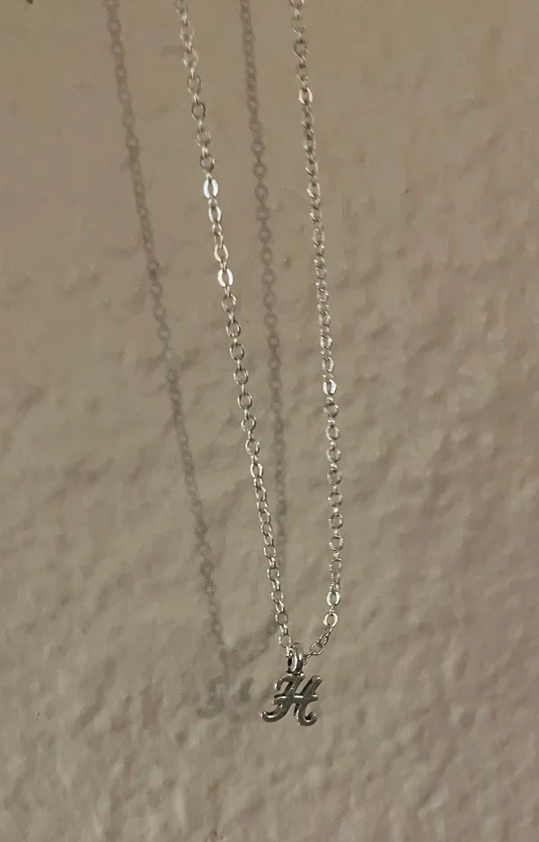 Letter H Necklace Silver - Image 2