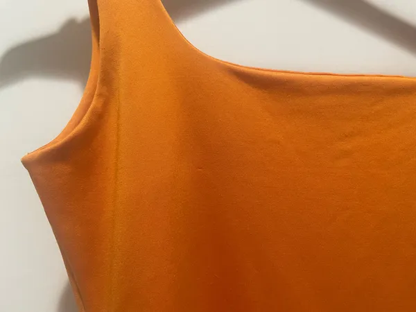 Soft orange bodysuit Size L - Image 4