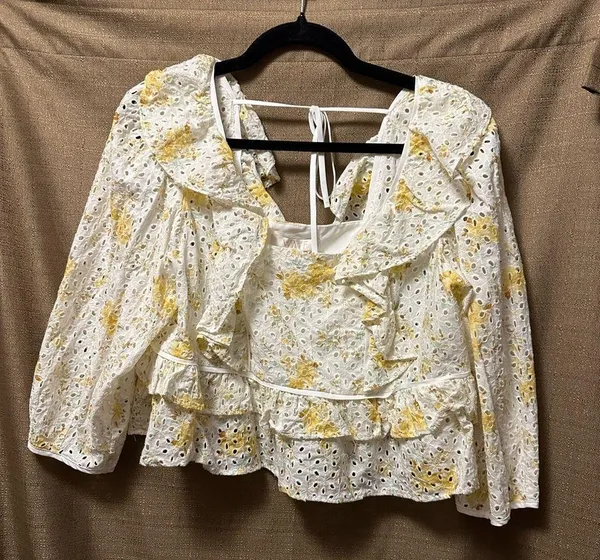 NWOT WAYF Asher Eyelet Embroidered Peplum Crop Top In Ivory Floral Size Medium - Image 3