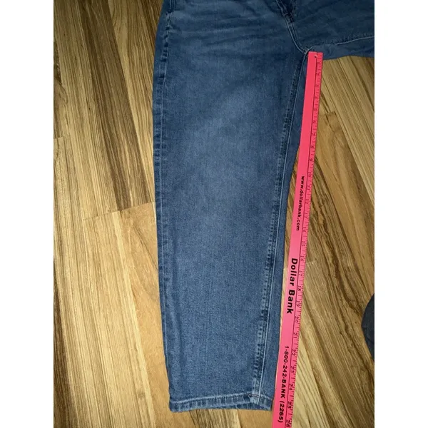 American Eagle Jeans Women's 4 Short Mom Jean Stretch‎ - Image 9