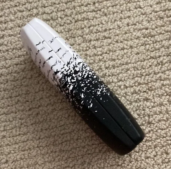 Kensie Eyewear Eyeglasses Case Eye Glasses EUC Black White - Image 2