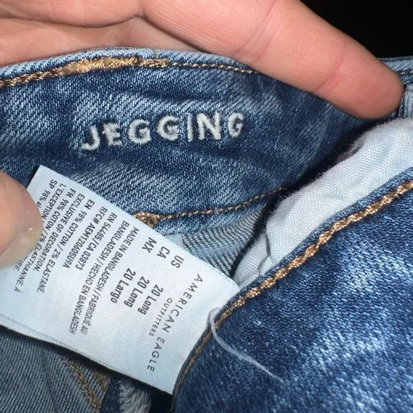 American Eagle distressed normcore 20 long jeggings - Image 3