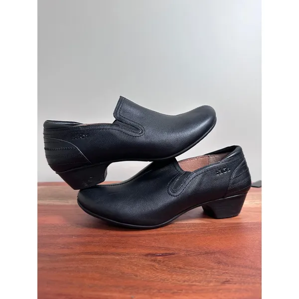 Taos Leather Slip On Loafers Womens 38 Black Comfort Professional Casual - Image 8