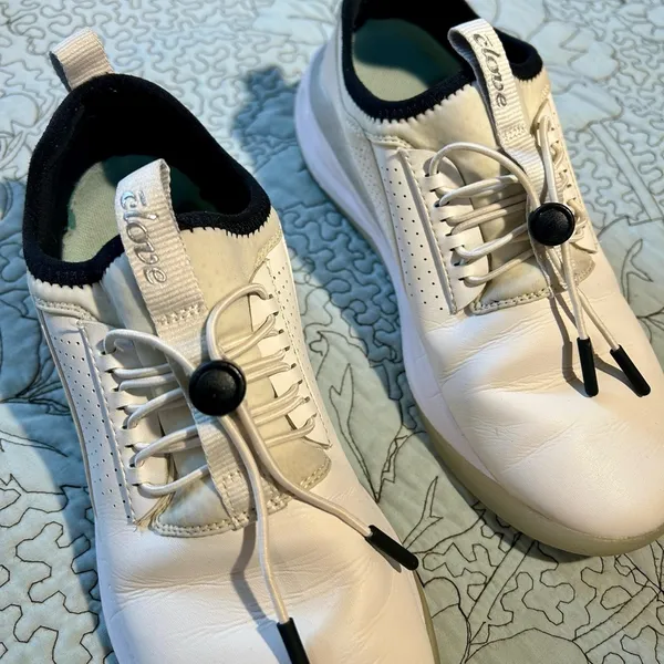 CLOVE Classic Fluid Resistant Nursing Sneaker Shoes CL003 Brilliant White W 7.5 - Image 4