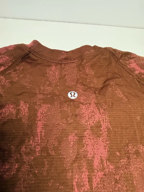 Lululemon Blouse 10 - Image 6