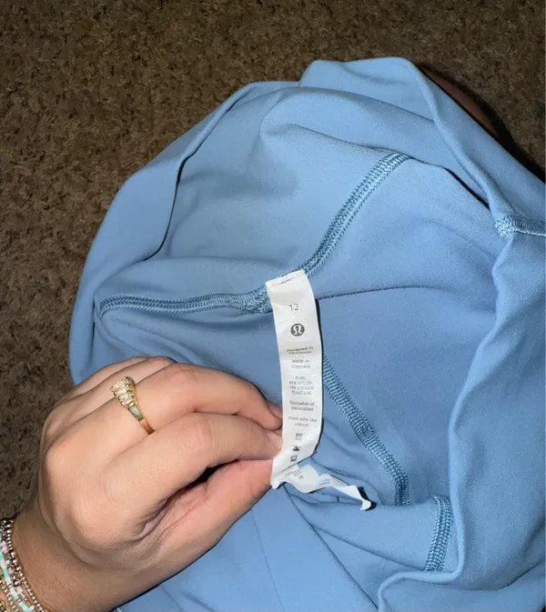 Align Lululemon Leggings - Image 4
