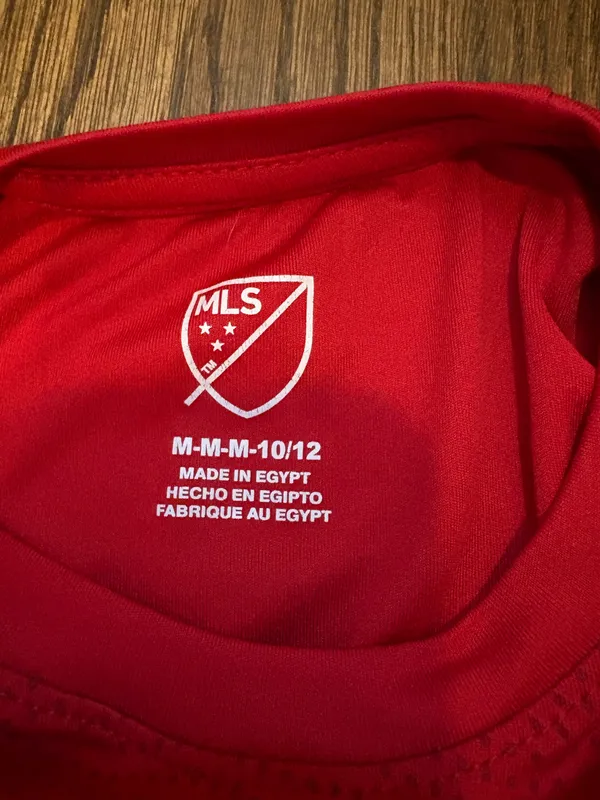 Atlanta United jersey Red Size M - Image 3