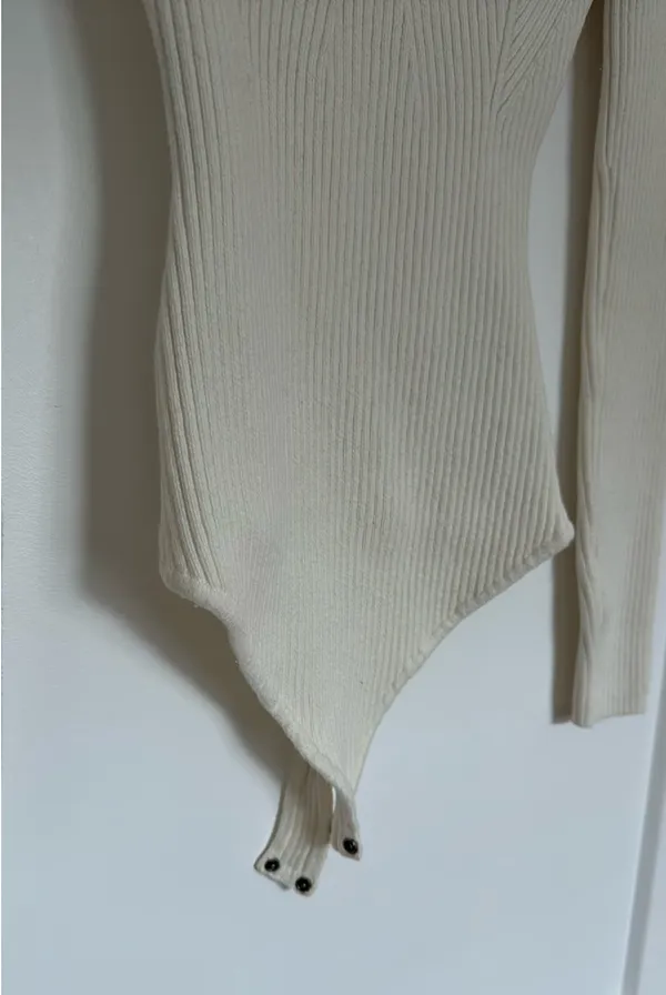 Abercrombie Long Sleeve Ribbed Bodysuit - Image 5