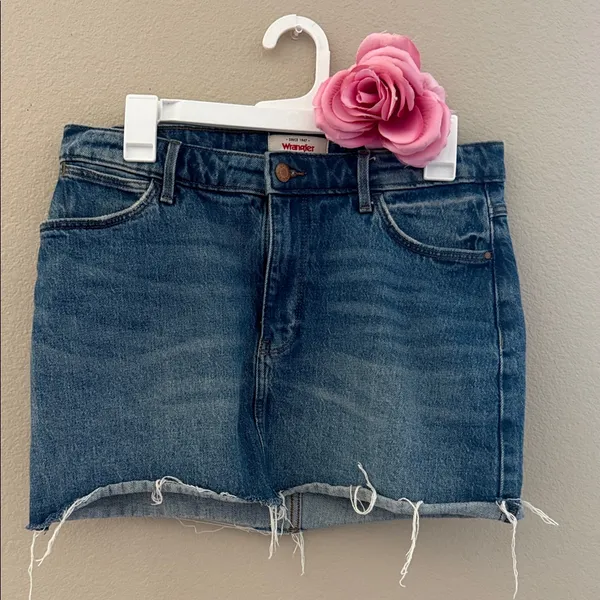 Wrangler Denim Mini Skirt in Faded Blue - Image 2