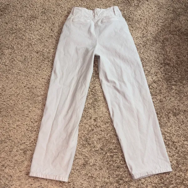 Aritzia Wilfred Free Light Gray Wide Leg Pants - Image 3