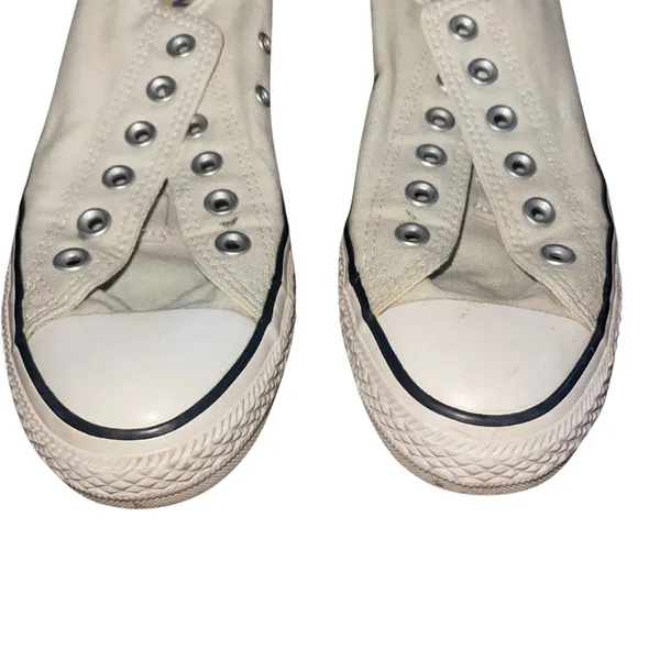 Women's White Converse Chuck Taylor All Star Low-Top Sneakers Size 8 - Image 2