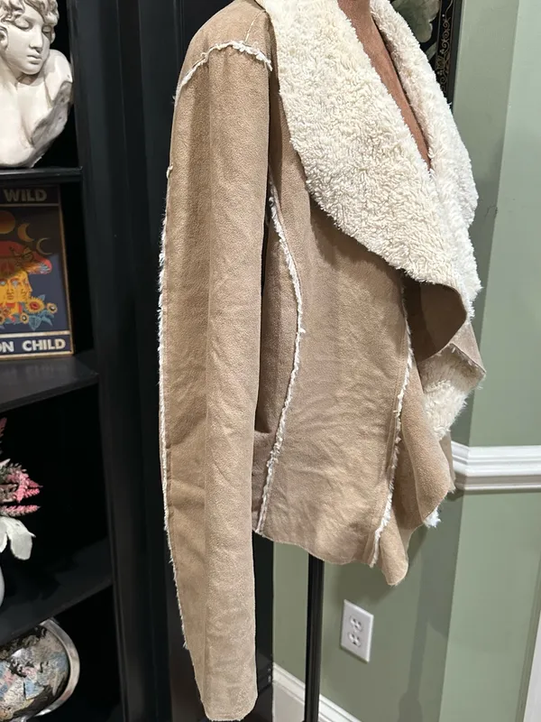 JouJou Tan Faux Shearling Jacket Size XL - Image 5