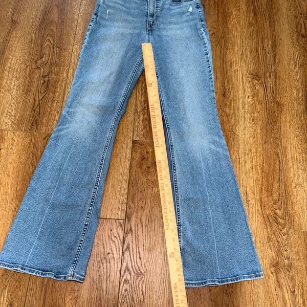 Old Navy Higher High-Rise Flare Jeans Medium Wash Mary Kate Size 8 western boho - Image 2