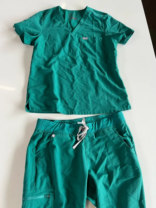 FIGS Technical Collection Scrub Top Size Medium - Image 2