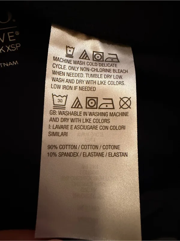 D & Co Active NWOT Petite Performance Leggings with Tulip Hem and Pockets - Image 9