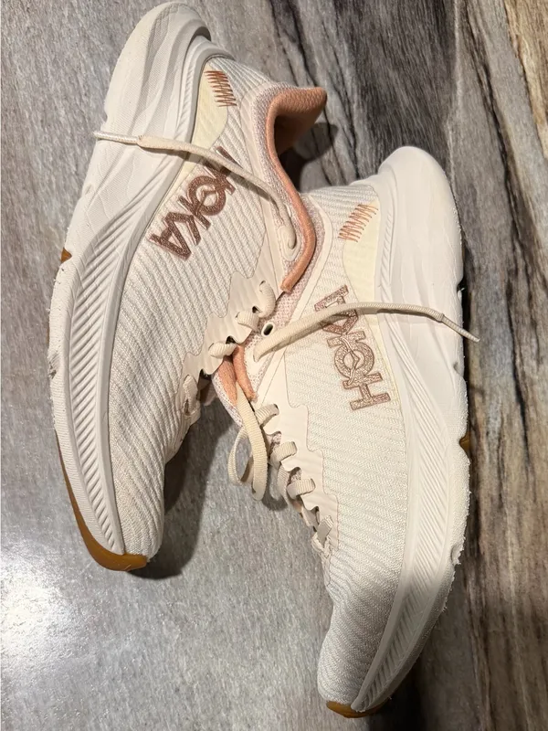 Hoka One One Women's Running Shoe - cream /beige color size 8B - Image 3