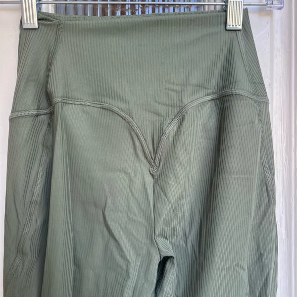 Gymshark Olive Green Directional Ribbed Leggings‎ Size XS NWT - Image 6