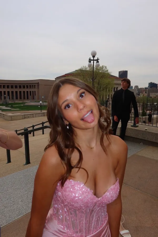 Prom Dress Size 2 - Image 7