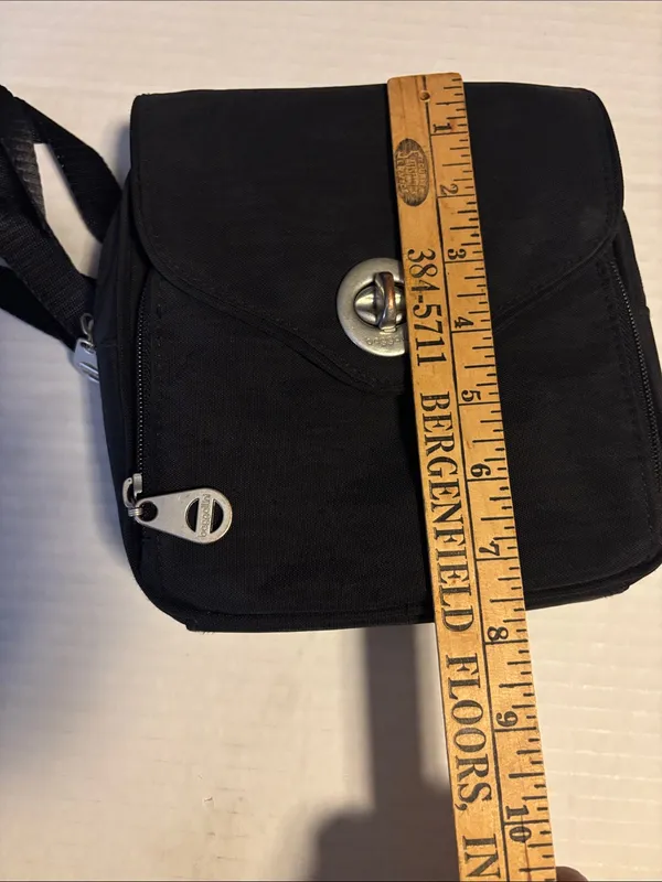 Baggallini Black Nylon Crossbody Compact Size Lots Of Compartments Preloved - Image 9
