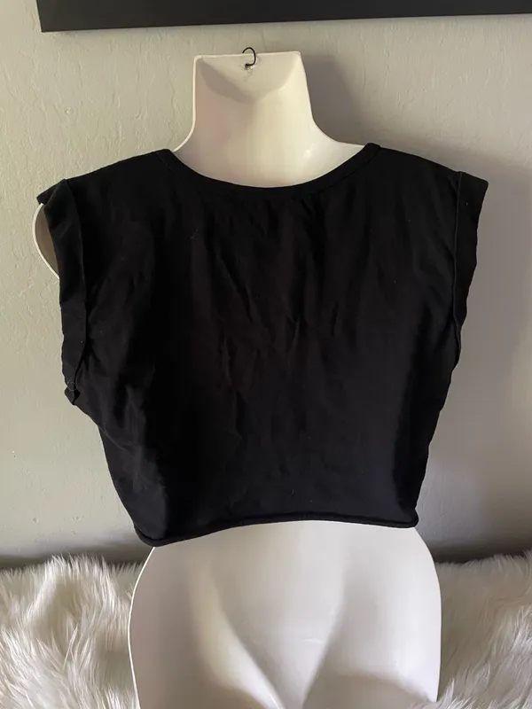 Guess black cropped top with red triangle logo and white text, Women's si - Image 4