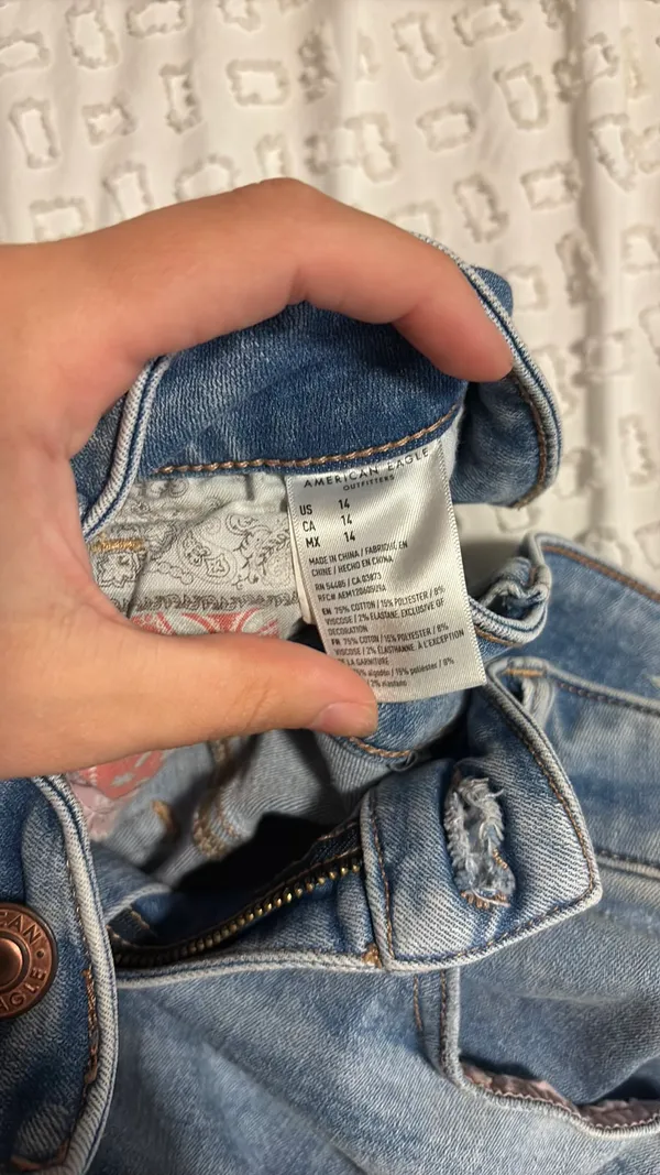 American Eagle Shorts - Image 3