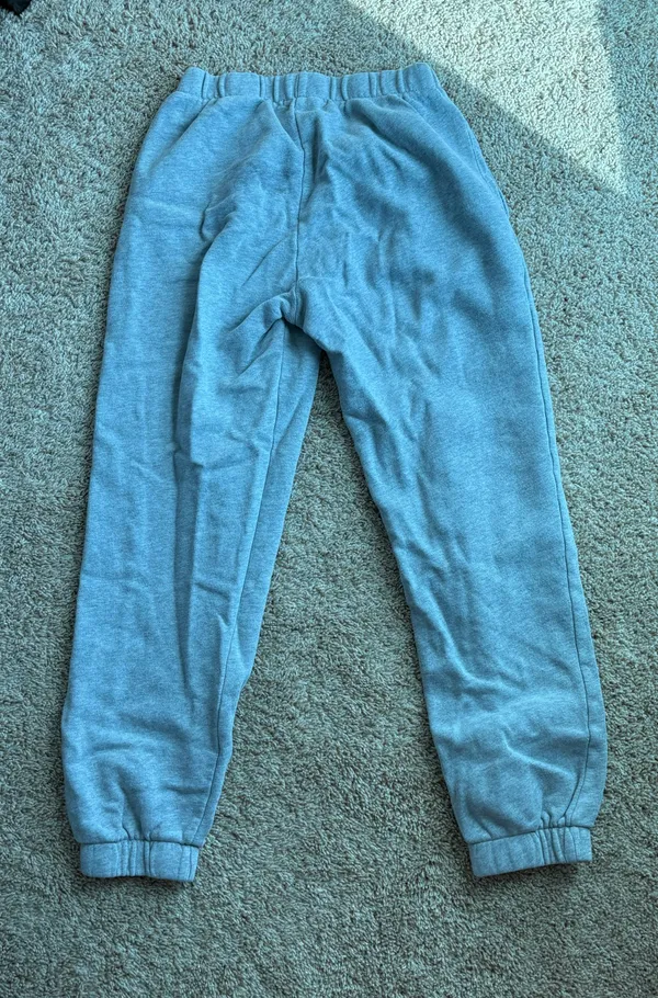 Brandy Melville Sweatpants Grey - Image 3