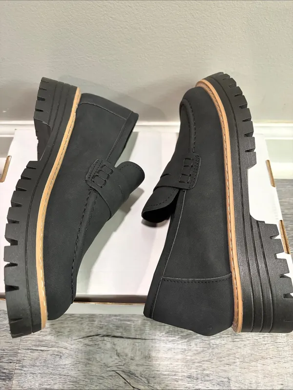 Black Suede-Like Lug Sole Penny Loafers EU 38 New in Box - Image 9